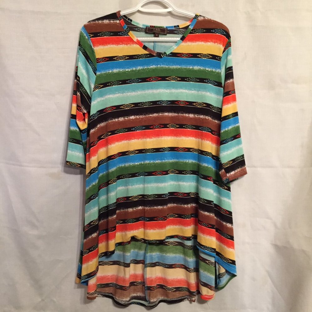 Lucky & Blessed L&B Multi-Color High-Low Top Small - Picture 2 of 8